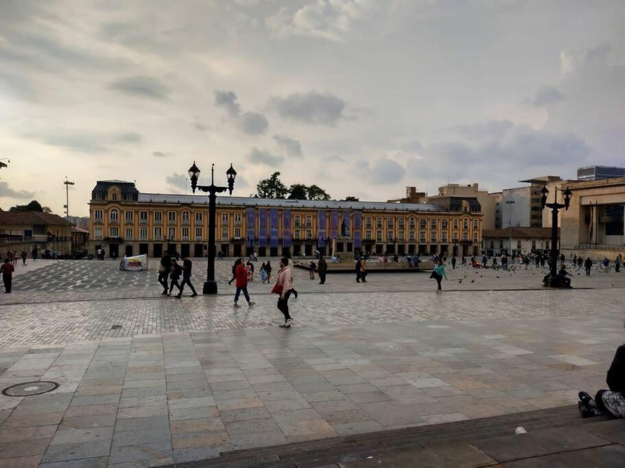 Hermoso Apartaestudio En El Centro Historico Богота Екстериор снимка